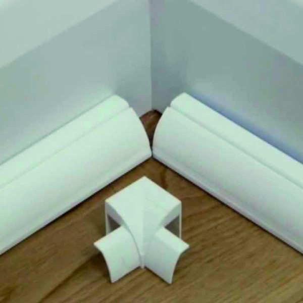 MŰANYAG KÁBELCSATORNA SAROKBA ILLESZTHETŐ 23X23mm KÜLSŐ SAROK